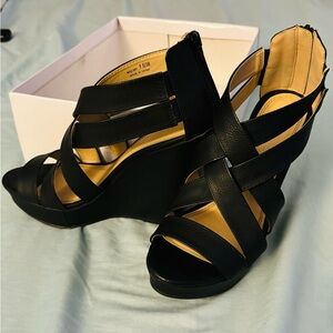 Women’s Wedge
